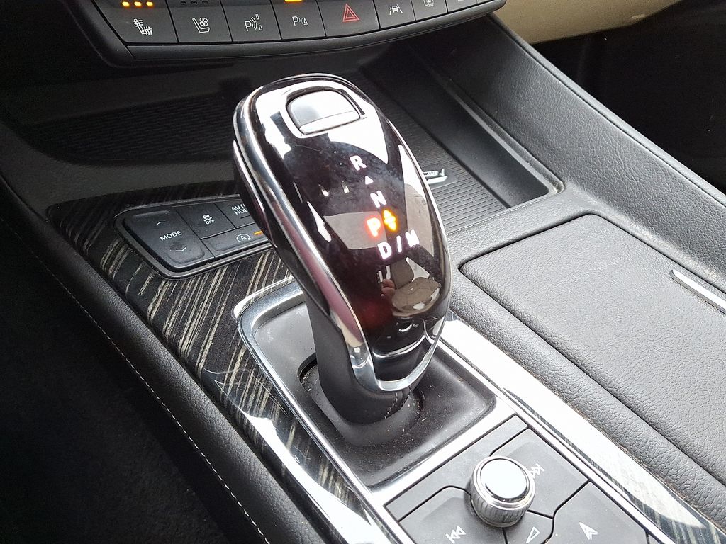 Thumbnail: 2023 Cadillac CT5 - 16