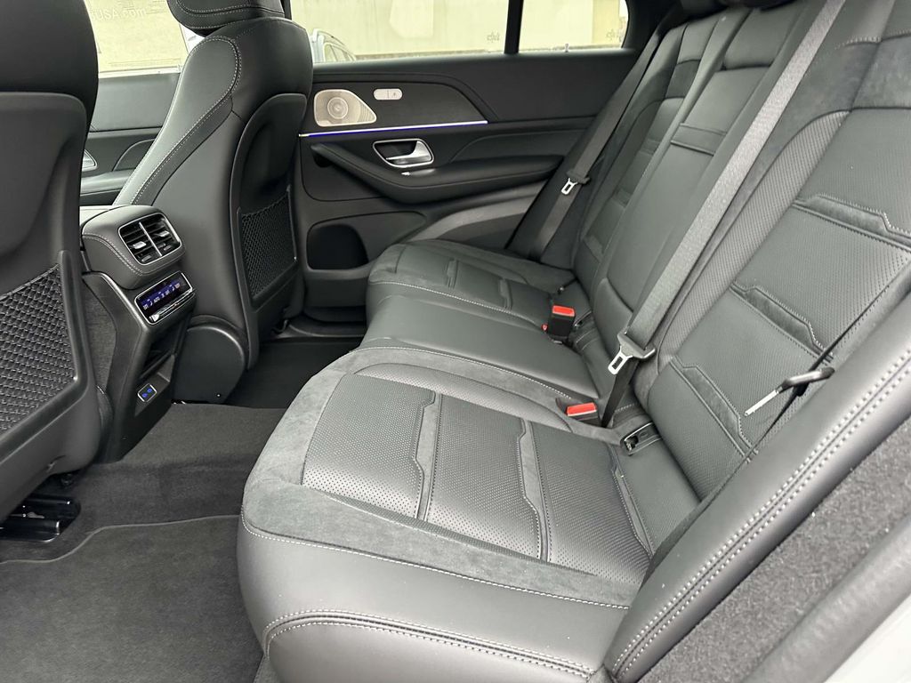 2025 Mercedes-Benz GLE 53 AMG 18