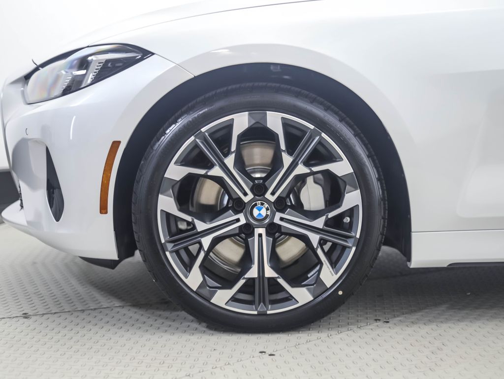 Thumbnail: 2026 BMW 4 Series - 2