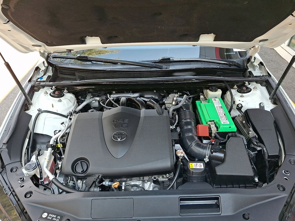 Thumbnail: 2019 Toyota Avalon - 28