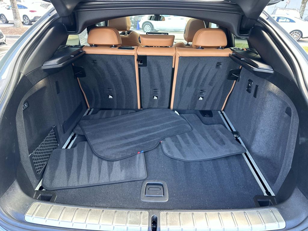 Thumbnail: 2022 BMW X4 - 26