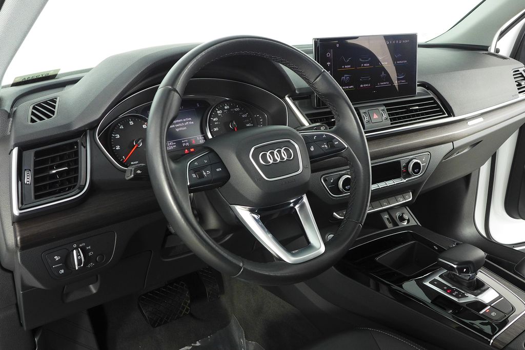 Thumbnail: 2023 Audi Q5 - 31