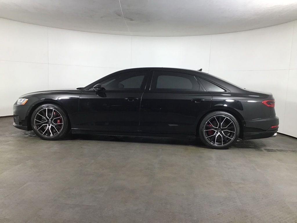 Used 2020 Black Audi 4.0T image 2