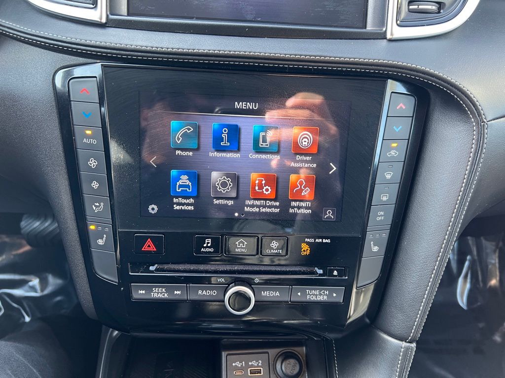 Thumbnail: 2024 INFINITI QX50 - 25