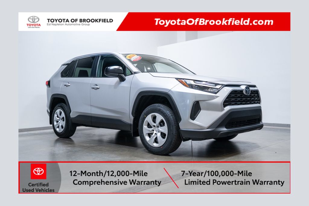 2024 Toyota RAV4 LE FWD