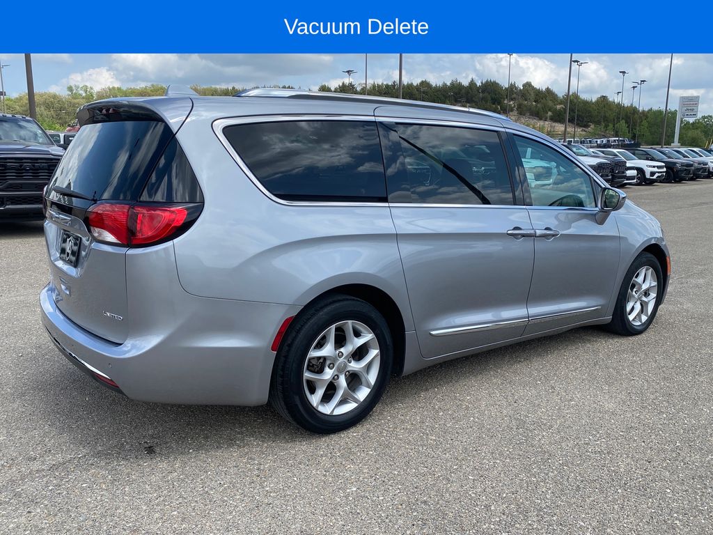 View vehicle photo 6