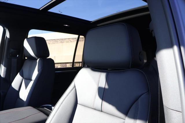 Thumbnail: 2026 Chevrolet Suburban - 16