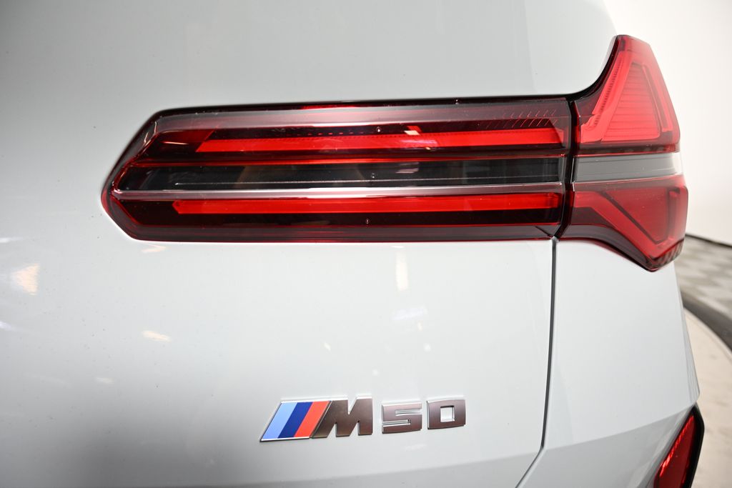 Thumbnail: 2025 BMW X3 - 12