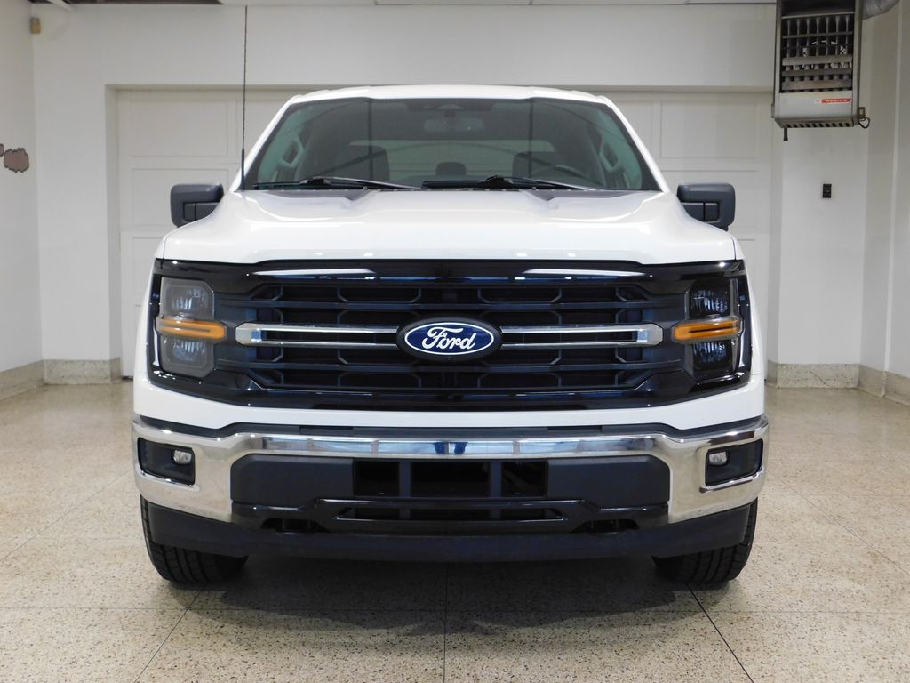 View vehicle photo 4