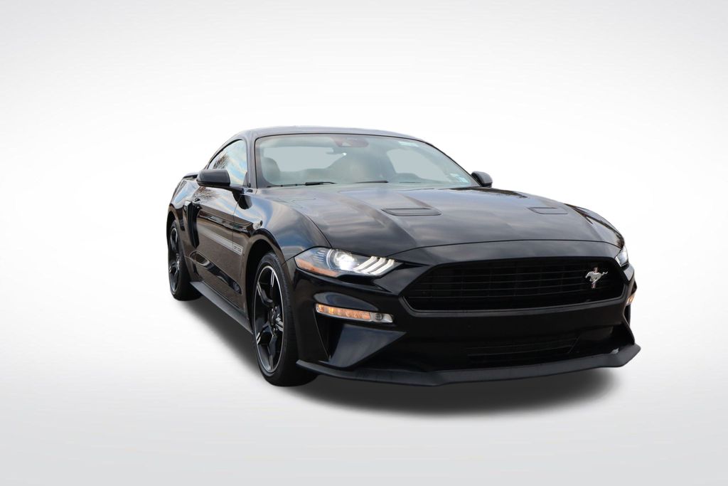 2021 Ford Mustang GT Premium 3