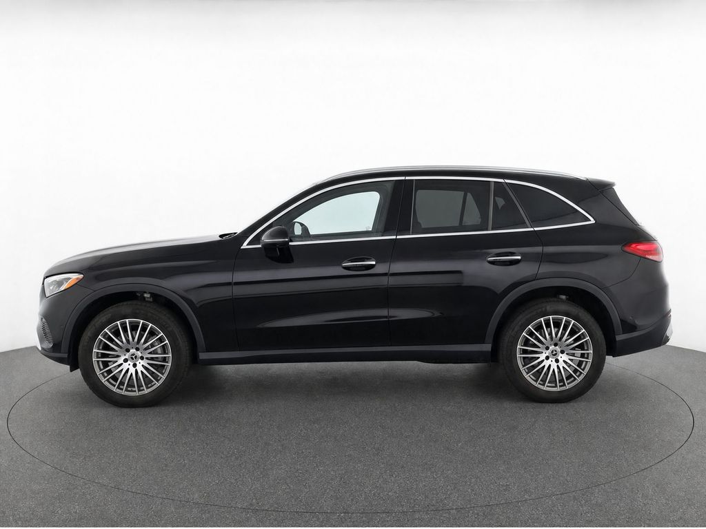 Thumbnail: 2024 Mercedes-Benz GLC - 6