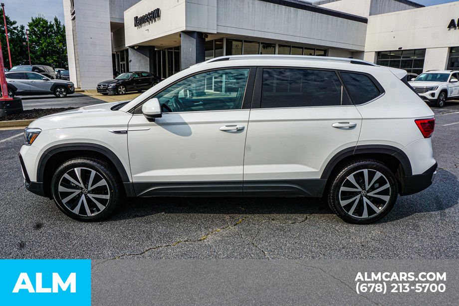 2024 Volkswagen Taos SE - Photo 7