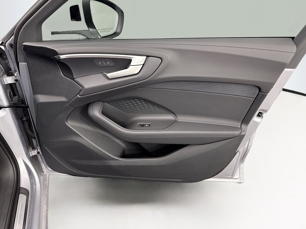 Thumbnail: 2025 Audi A5 - 25