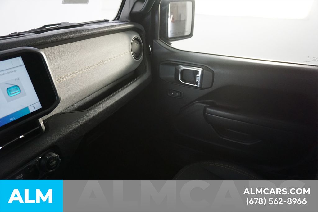 Used 2025 Black Jeep Sport S image 44