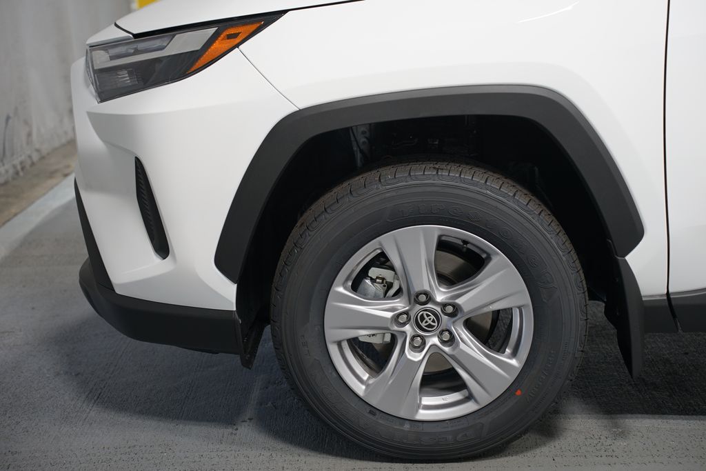 Thumbnail: 2025 Toyota RAV4 - 5
