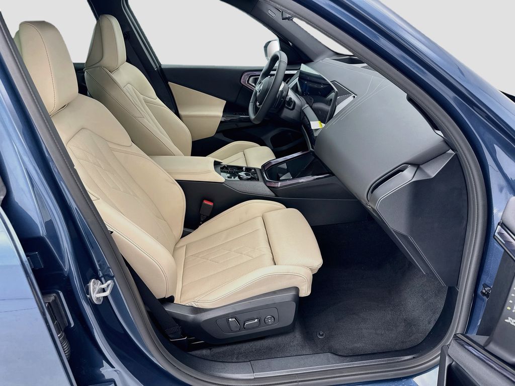 Thumbnail: 2026 BMW X3 - 19