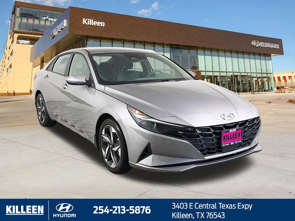 Fluid Metal 2023 Hyundai Elantra Sedan Front-Wheel Drive Continuously Variable Transmission