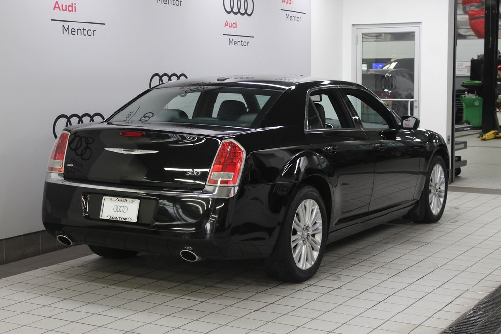 Thumbnail: 2013 Chrysler 300 - 6