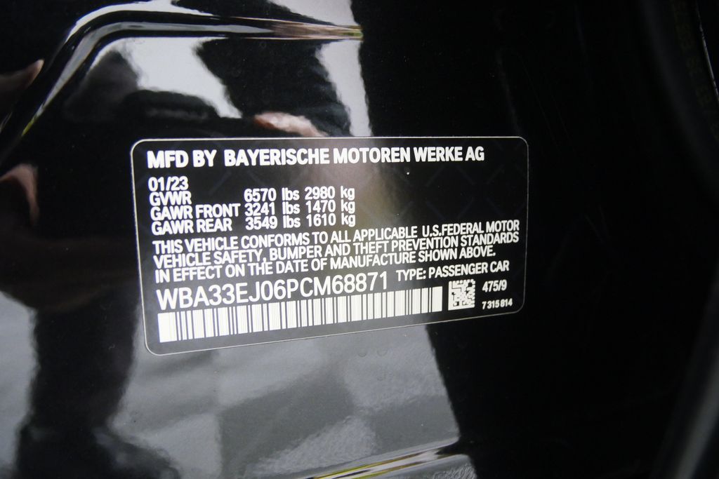 Thumbnail: 2023 BMW 7 Series - 32