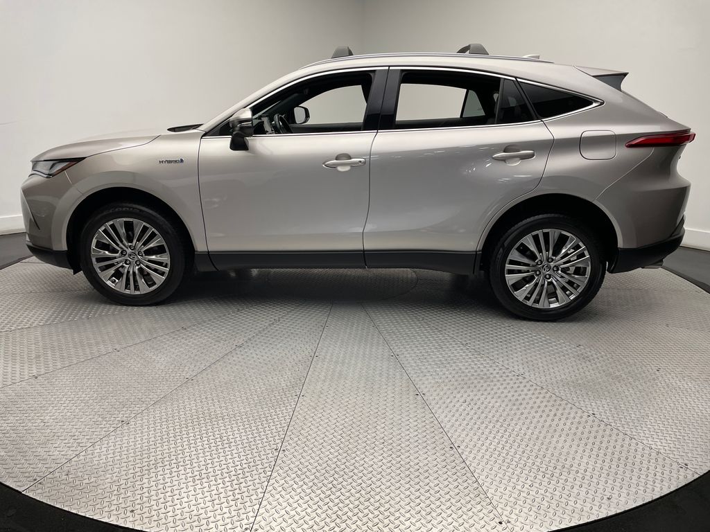 2021 Toyota Venza XLE 8