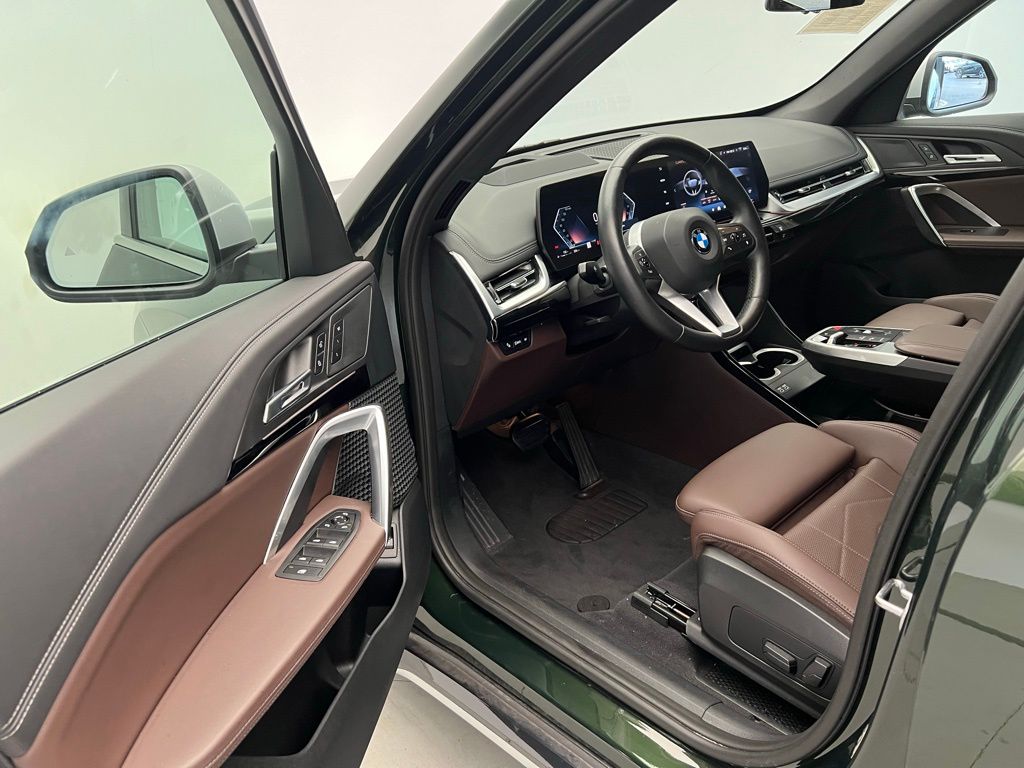 Thumbnail: 2024 BMW X1 - 22