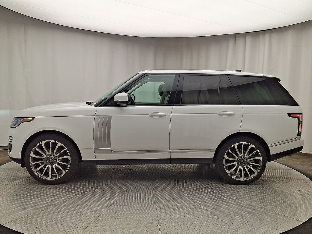 Thumbnail: 2021 Land Rover Range Rover - 7