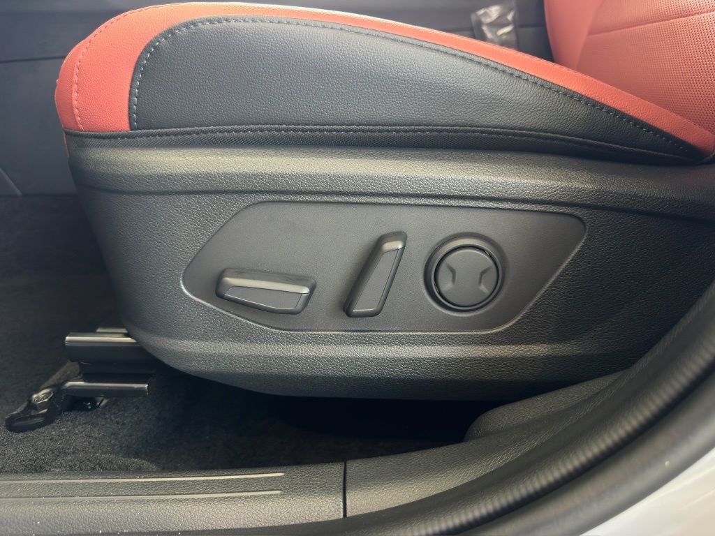 2027 Kia Sportage Hybrid SX-Prestige Gray at Community Kia