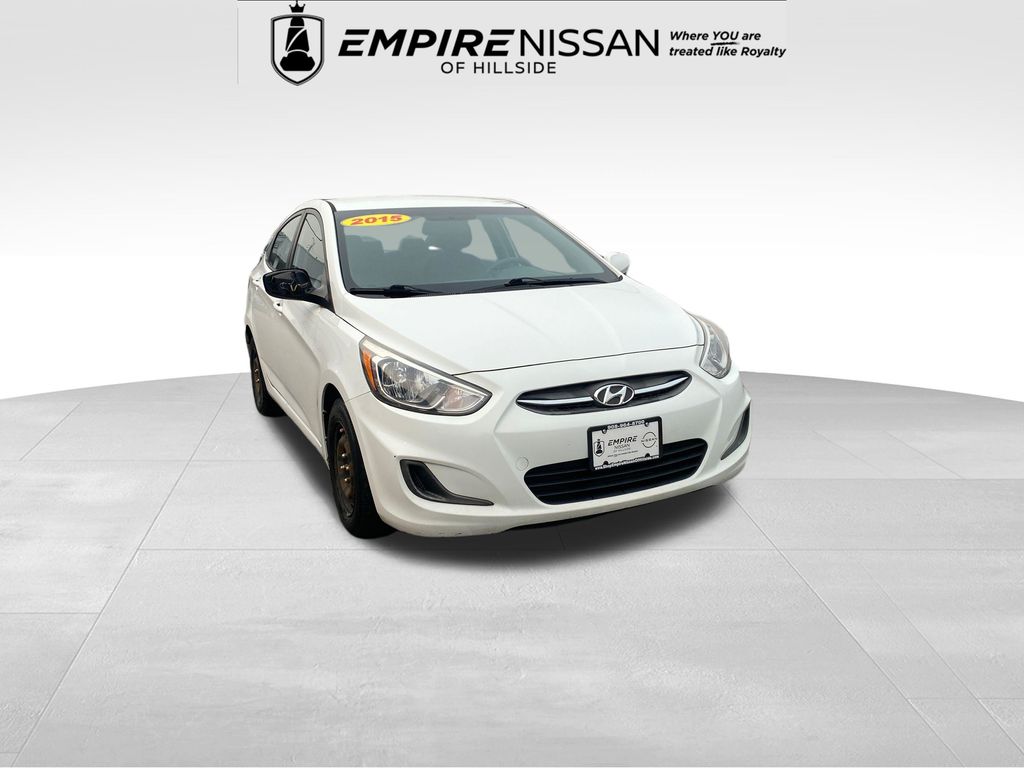 Century White 2016 Hyundai Accent Sedan Front-Wheel Drive 6-Speed Automatic