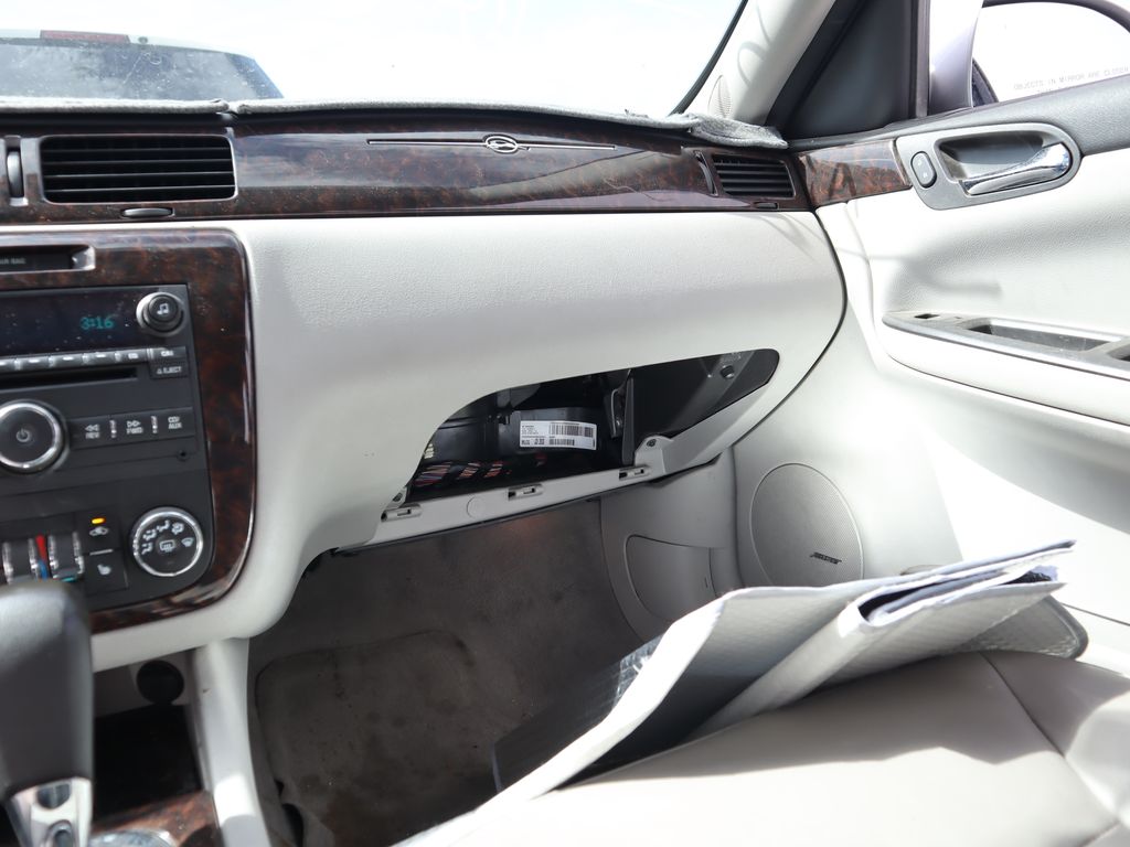 Thumbnail: 2015 Chevrolet Impala - 21