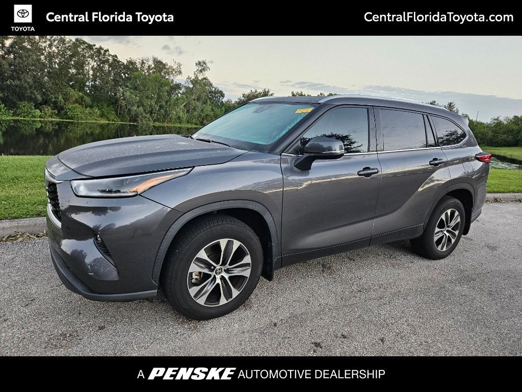 2021 Toyota Highlander XLE -
                Orlando, FL