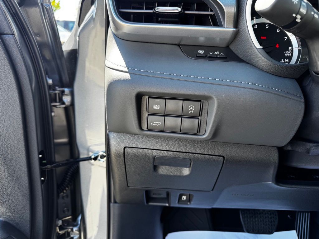 New 2026 Toyota Highlander SUV