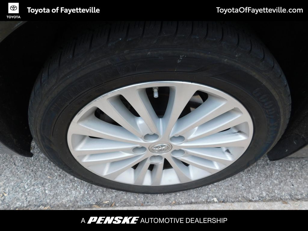 Thumbnail: 2014 Toyota Avalon - 8