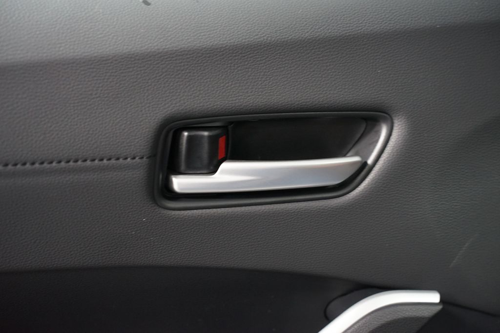 Thumbnail: 2026 Toyota Corolla Cross - 31