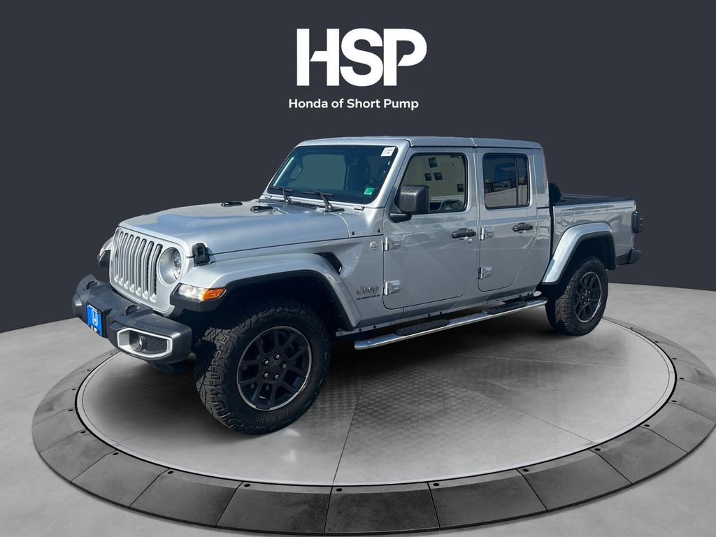 Silver Zynith Clearcoat 2023 Jeep Gladiator Pickup Truck Four-Wheel Drive 8-Speed Automatic