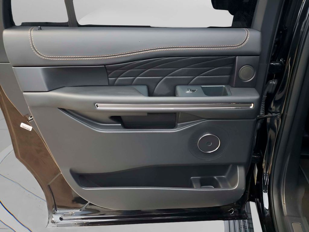 Used Car 2023 Ford Expedition Max  Platinum For Sale Under $60,000 In Austin, Texas