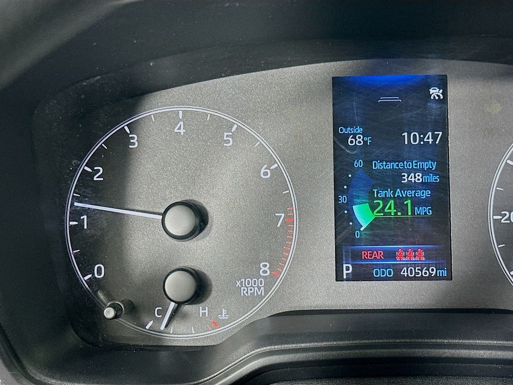 2024 Toyota Corolla LE 12