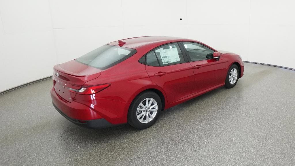 2025 Toyota Camry LE 13