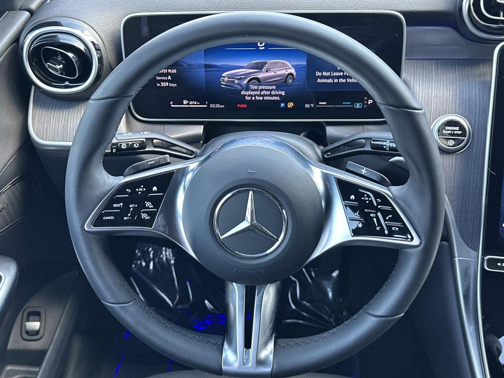 Thumbnail: 2025 Mercedes-Benz GLC - 19