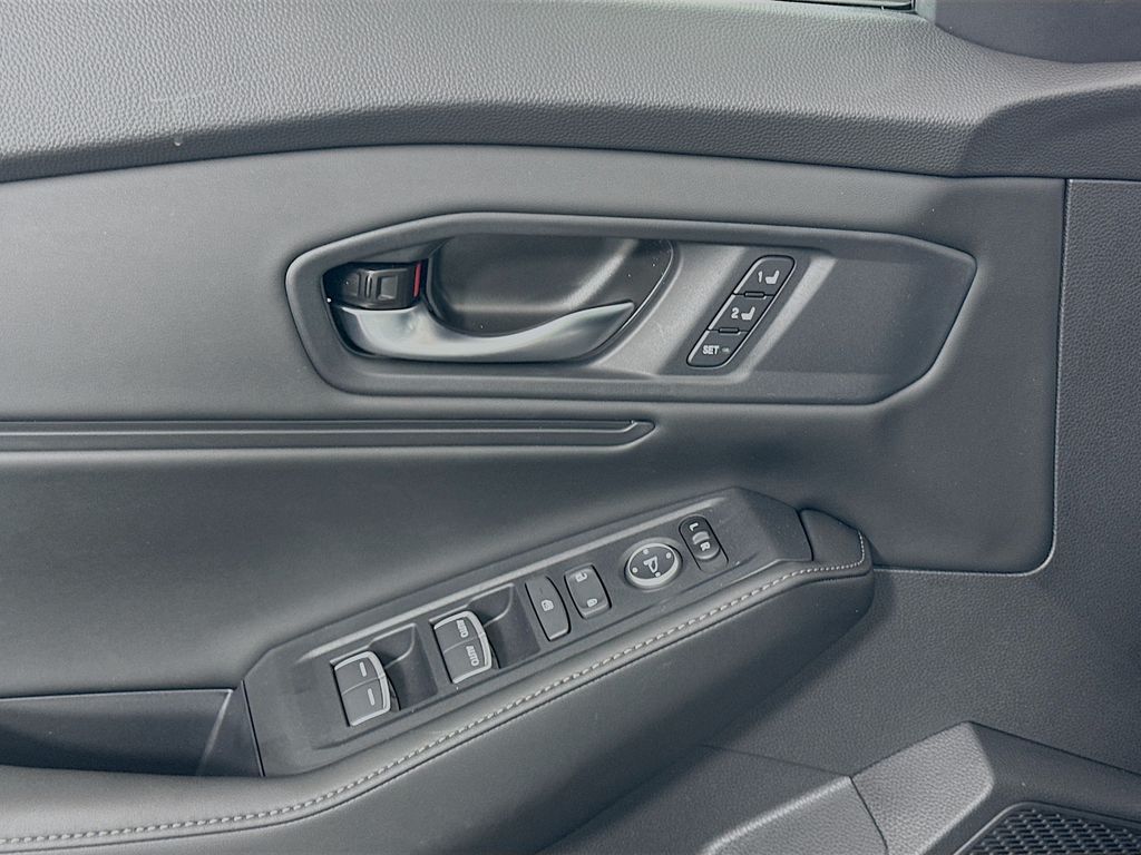 Thumbnail: 2025 Honda Accord - 19
