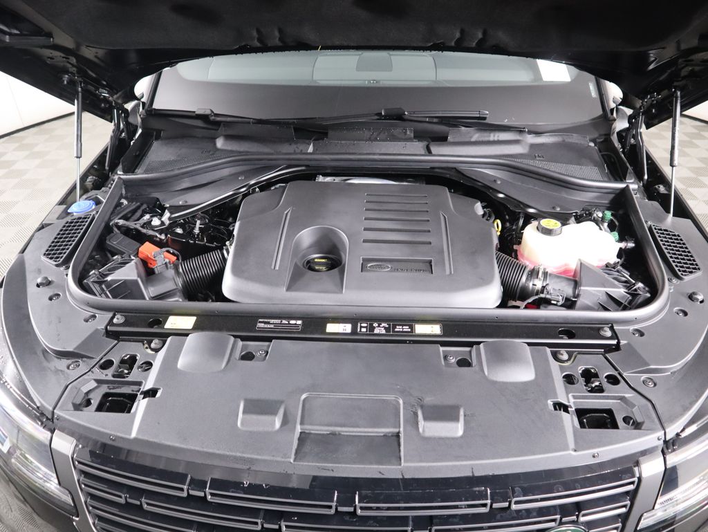 Thumbnail: 2026 Land Rover Range Rover Sport - 30