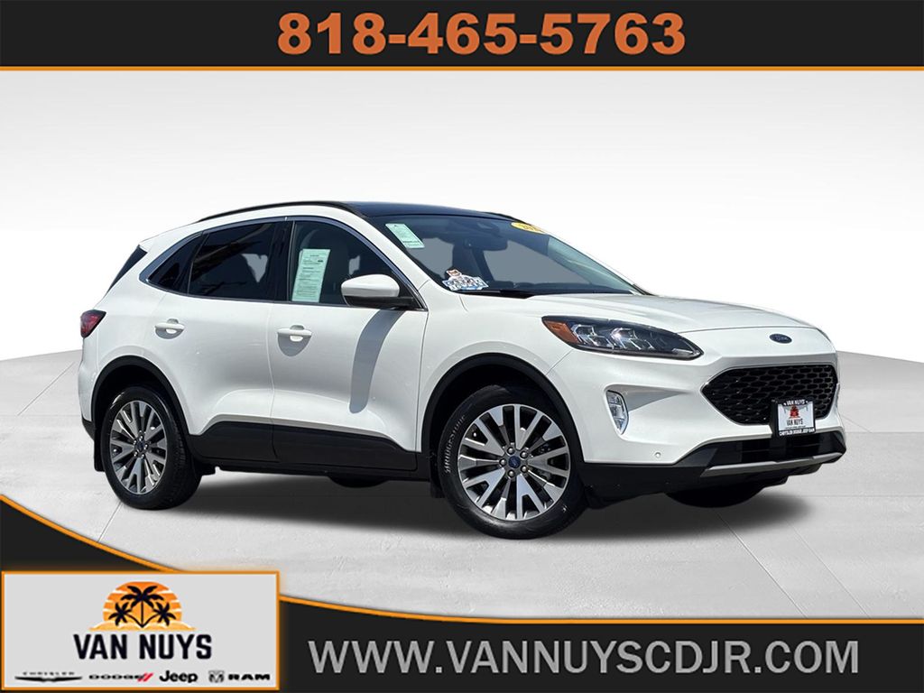 Star White Metallic Tri-Coat 2022 Ford Escape SUV / Crossover All-Wheel Drive 8-Speed Automatic