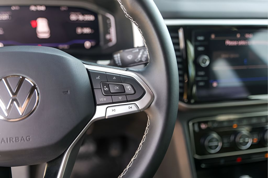 Used Car 2023 Volkswagen Atlas Cross Sport  2.0t Se W/technology For Sale Under $30,000 In Austin, Texas