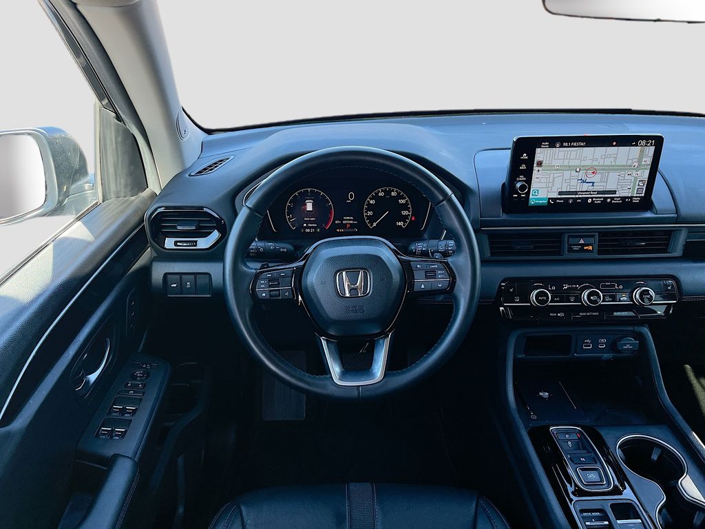 Used 2025 Gray Honda Touring image 24