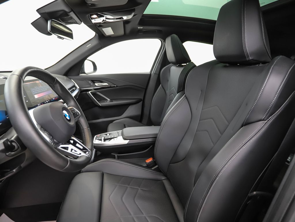 Thumbnail: 2026 BMW X2 - 11