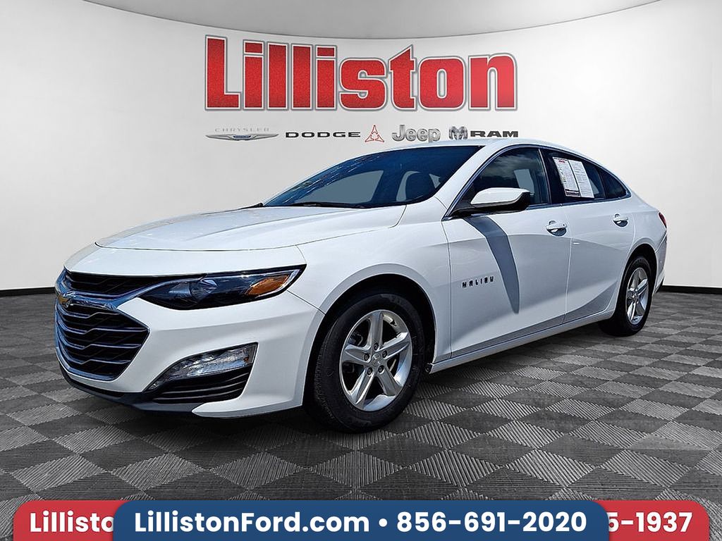 Summit White 2024 Chevrolet Malibu Sedan Front-Wheel Drive Continuously Variable Transmission