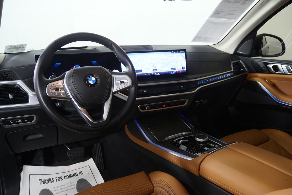Thumbnail: 2025 BMW X7 - 19