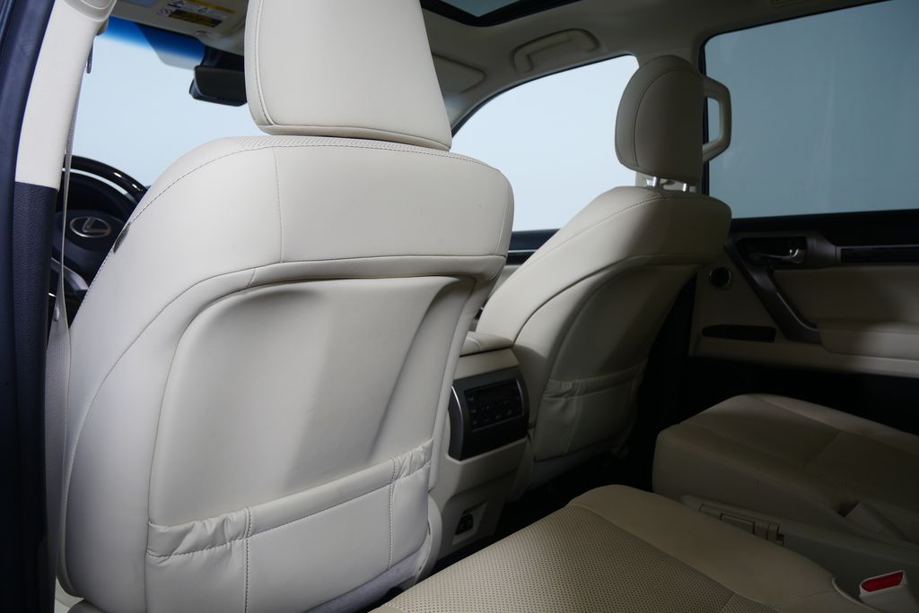 2023 Lexus GX 460 19
