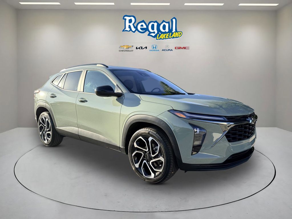 Cacti Green 2024 Chevrolet Trax RS with 2RS FWD SUV / Crossover Front-Wheel Drive 6-Speed Automatic