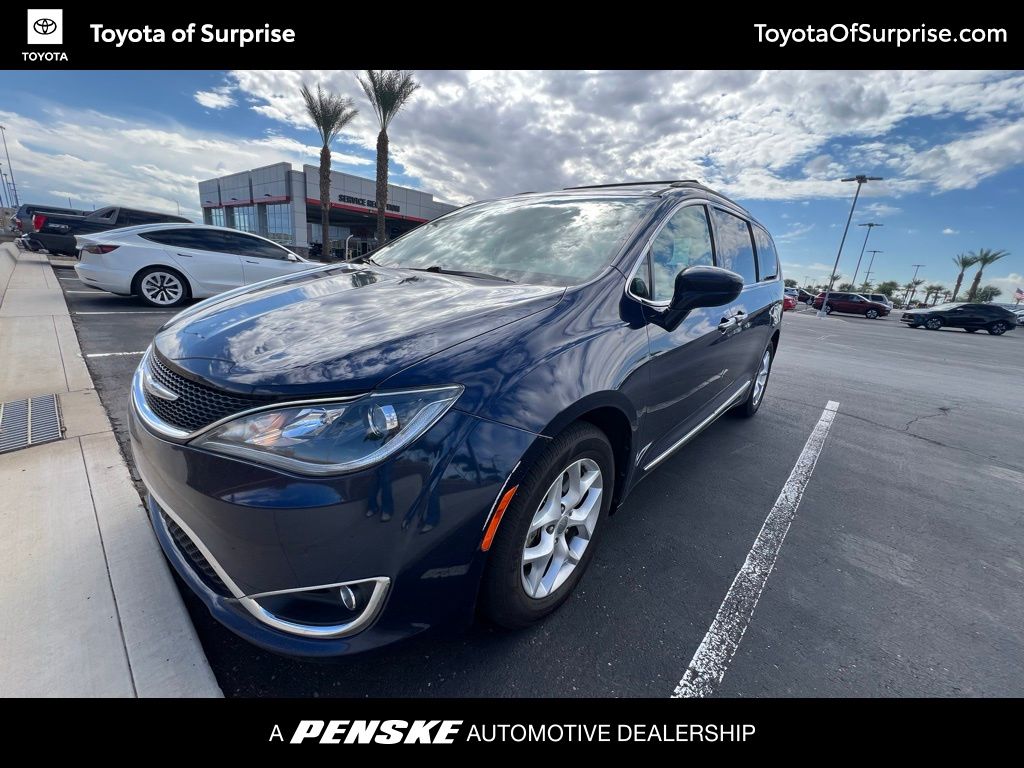 2017 Chrysler Pacifica Touring L -
                  Surprise, AZ