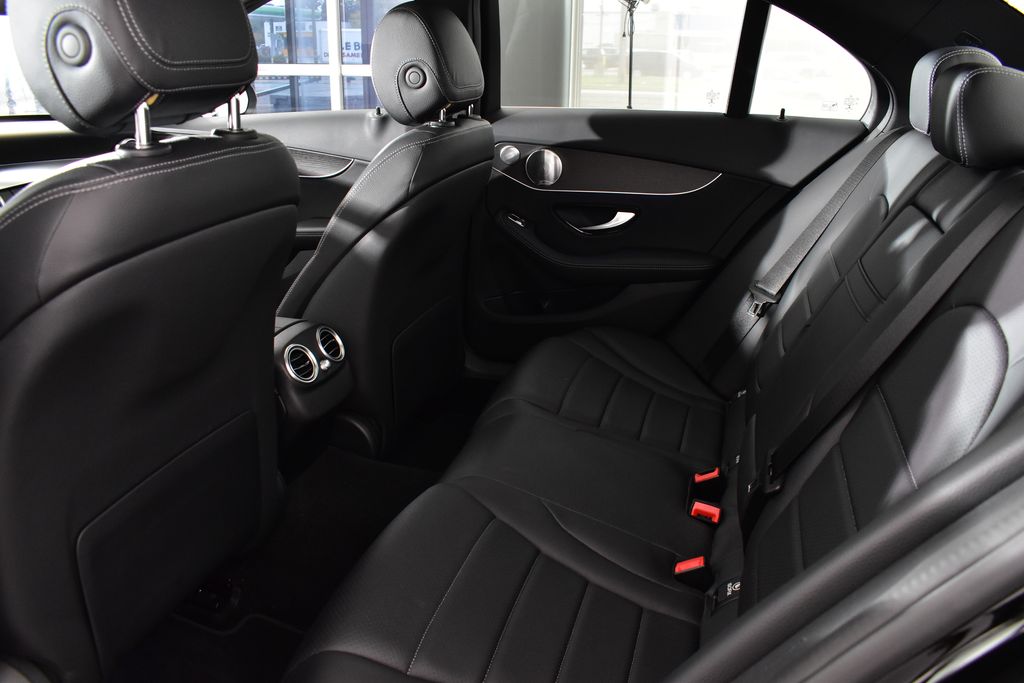 Thumbnail: 2021 Mercedes-Benz C-Class - 32